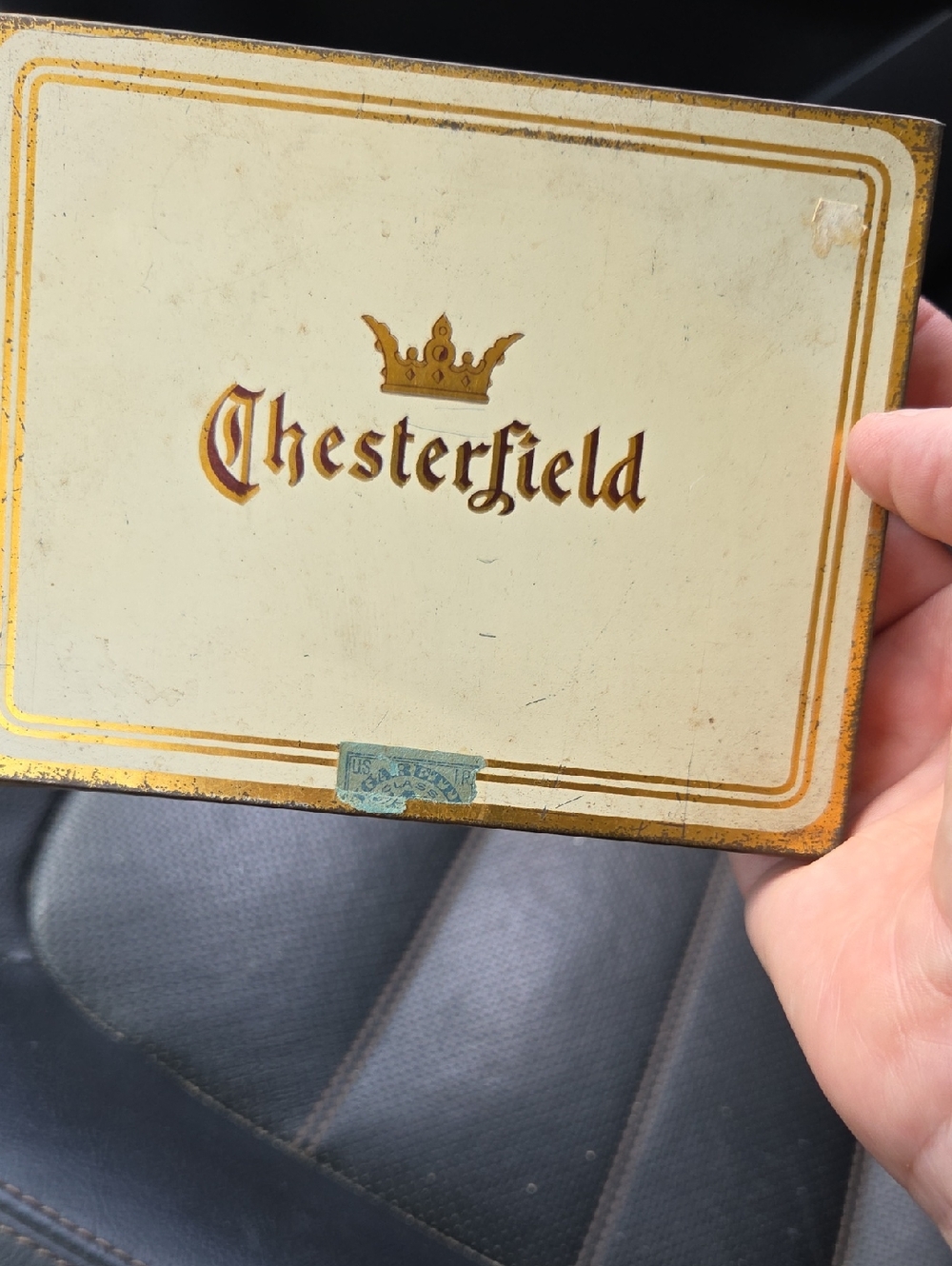 CHESTERFIELD CIGARETTES WORLD WAR 2 ERA TIN